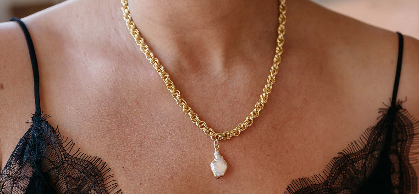 cam mystic weaver necklace